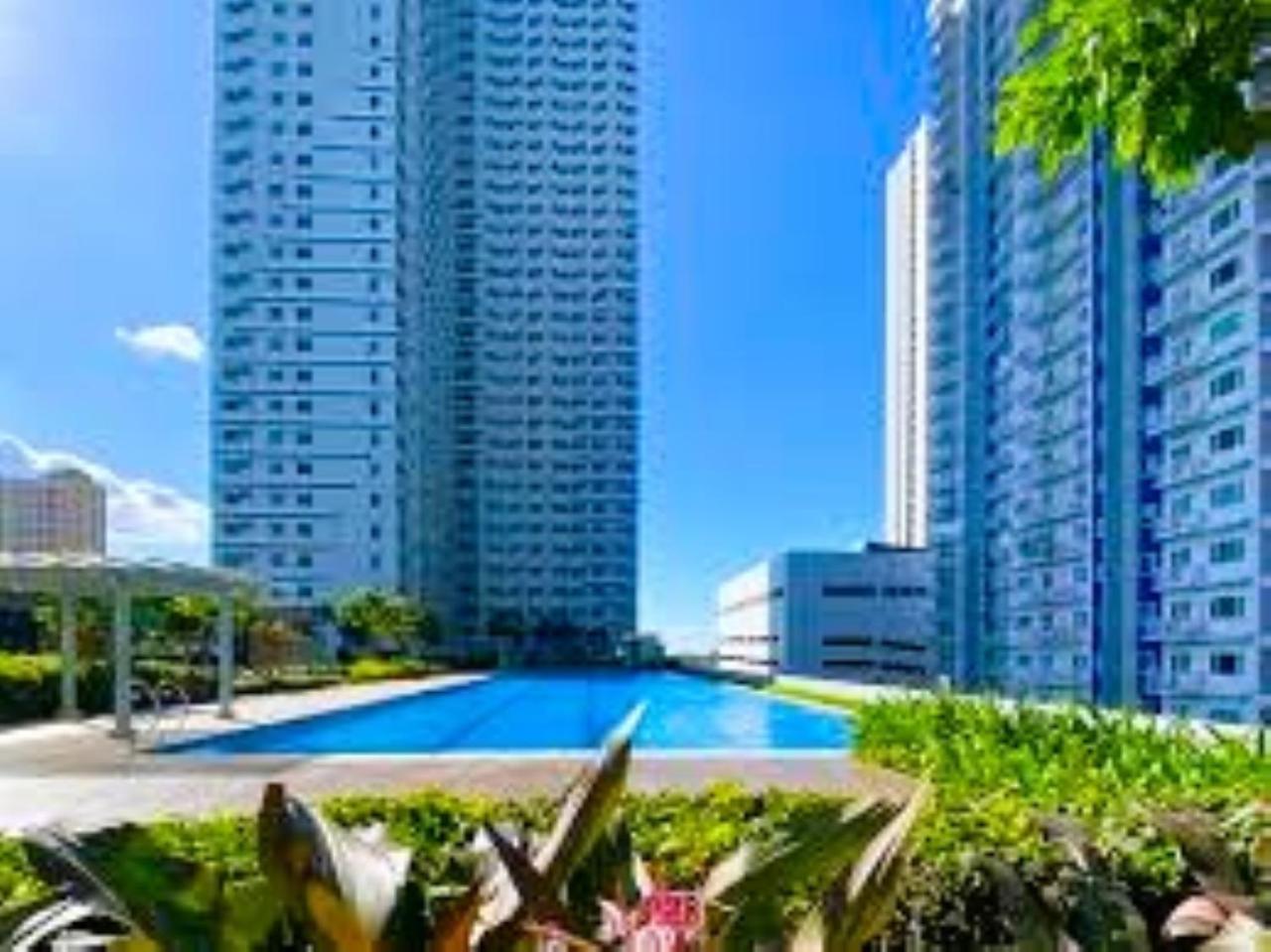 Grass Residences Tower 5 Sm North Qc Manila Eksteriør bilde